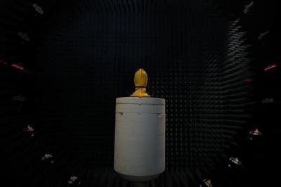 年轻用户为何热捧OPPO？一次工厂行的通信技术启示