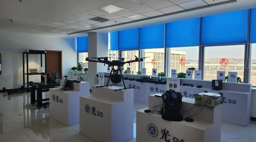 政府工作报告在我省工厂企业引发热烈反响 通信技术领域迎发展新机遇